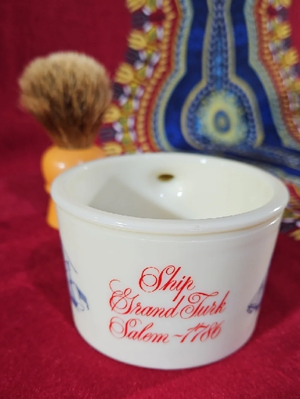 VTG Old Spice Shaving Mug & Bakelite/Catalin Badger Hair/Bristle Shaving Brush